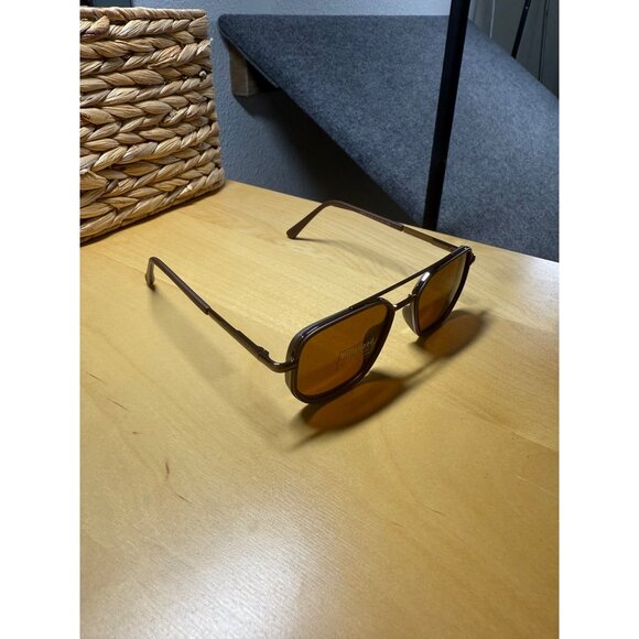 Glass Theory THE MONROE Polarized Sunglasses Brown New with Imperfections - Picture 2 of 5